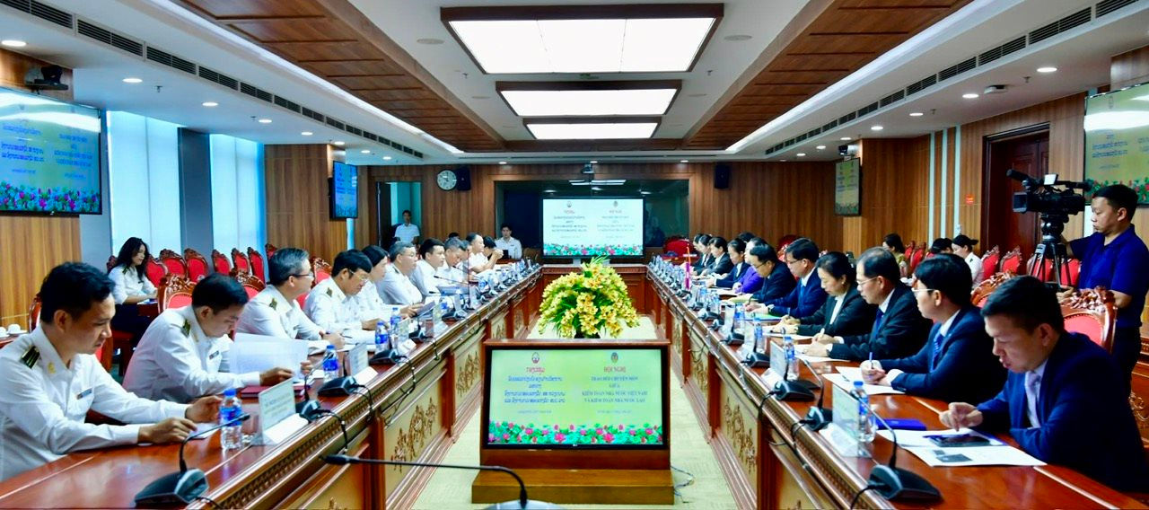 Tổng Kiểm toán nhà nước Ngô Văn Tuấn chủ trì Hội nghị  trao đổi kinh nghiệm chuyên môn với Đoàn công tác của Kiểm toán nhà nước Lào